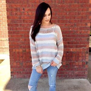 O&O boutique tan and blue knit top S/M